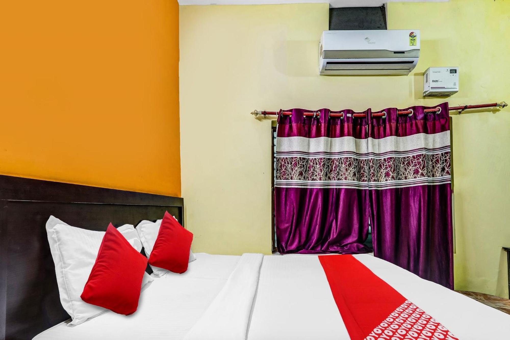 Bijnaur Flagship Hotel Suman Niwas מראה חיצוני תמונה